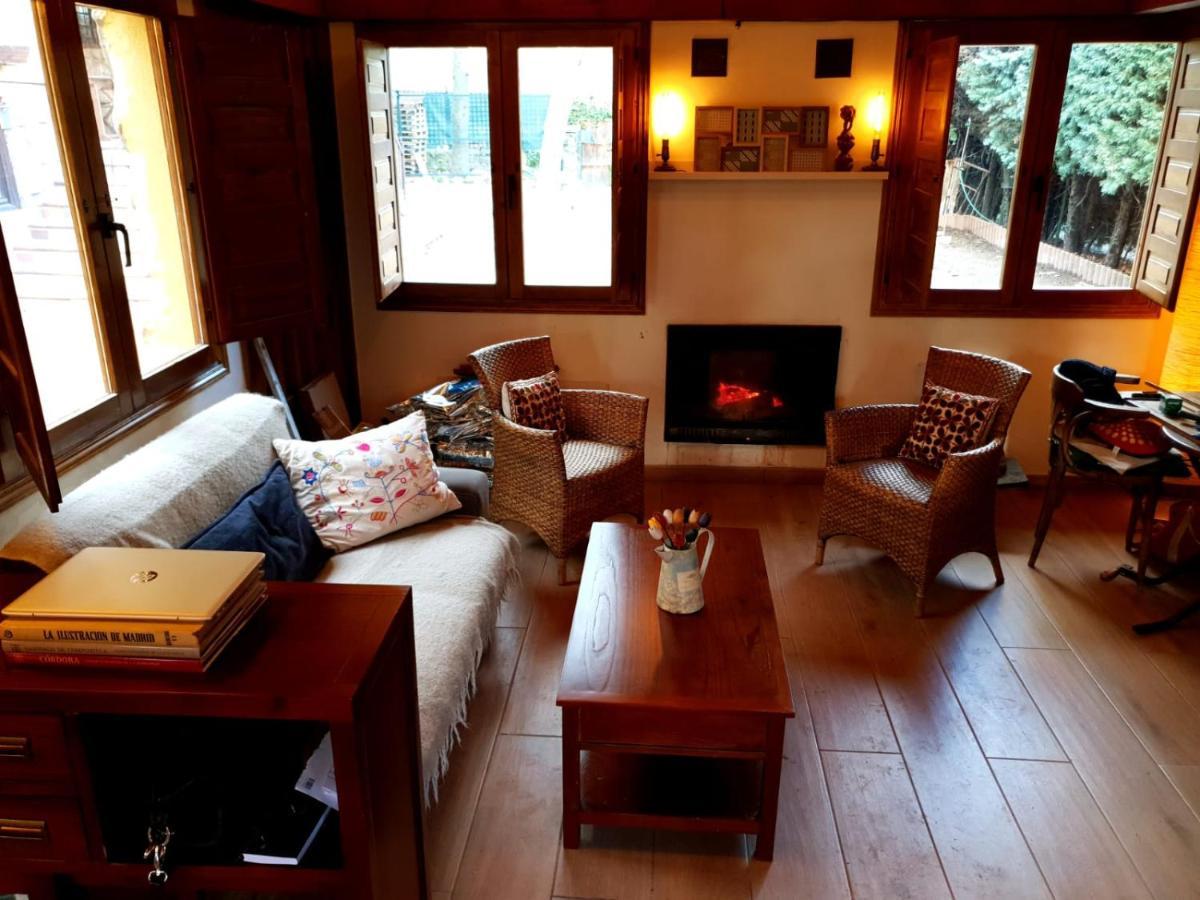 Acogedora Casa Rural En La Sierra De Madrid 마타엘피노 외부 사진